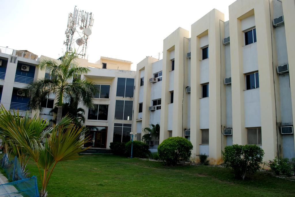 Hotel The Shiv Nautica Mundra Exterior foto